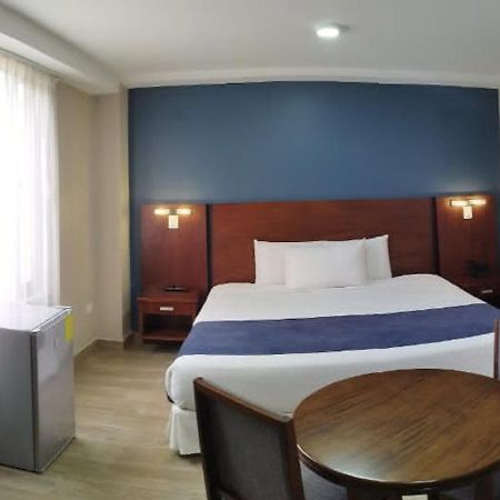 Hotel San Agustin Plaza Latacunga Zewnętrze zdjęcie