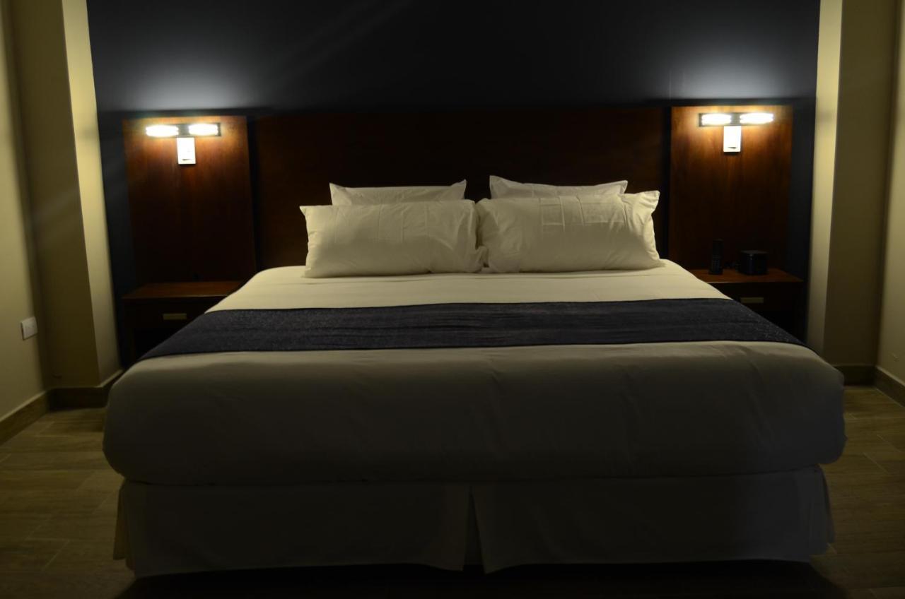 Hotel San Agustin Plaza Latacunga Zewnętrze zdjęcie