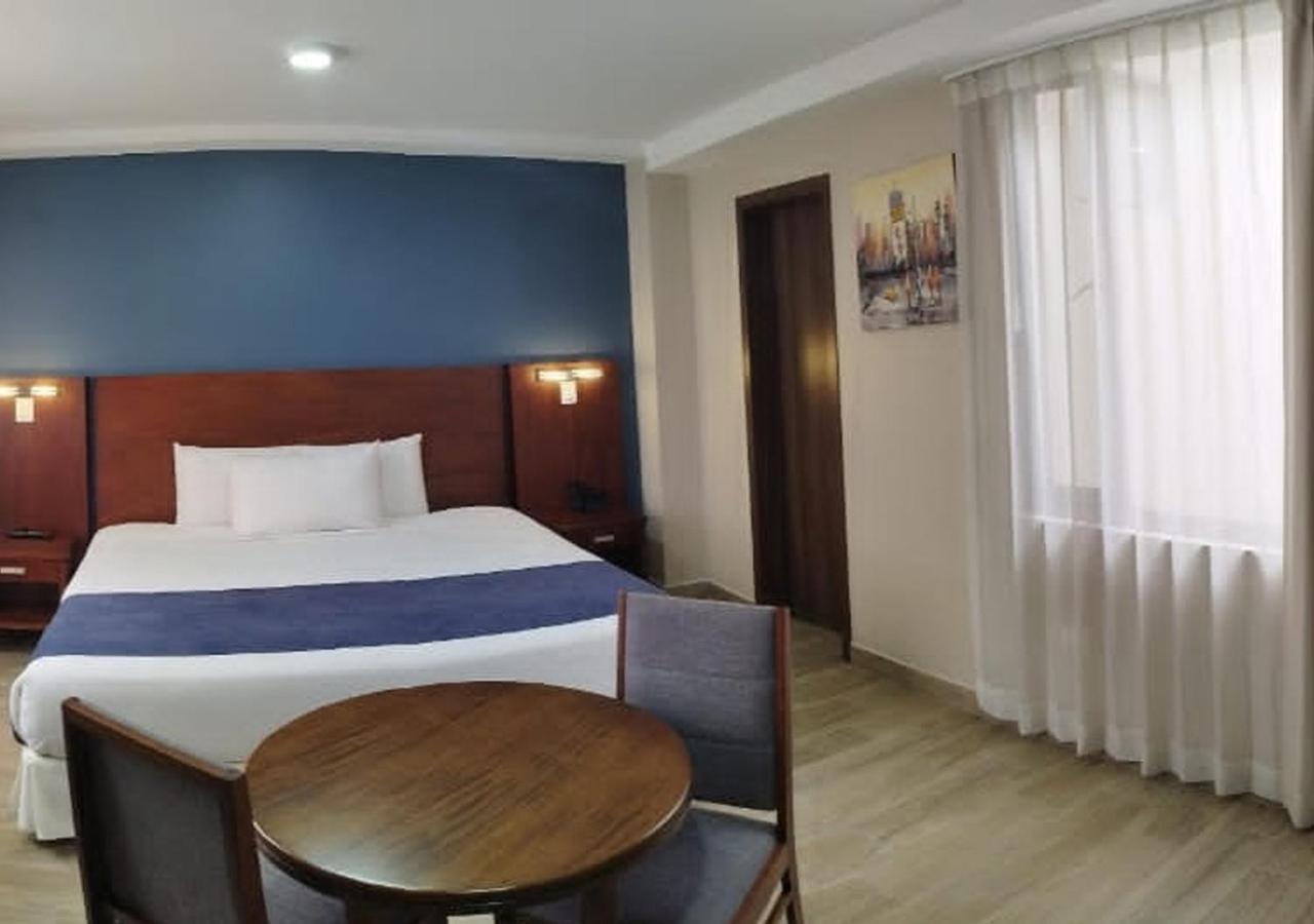 Hotel San Agustin Plaza Latacunga Zewnętrze zdjęcie