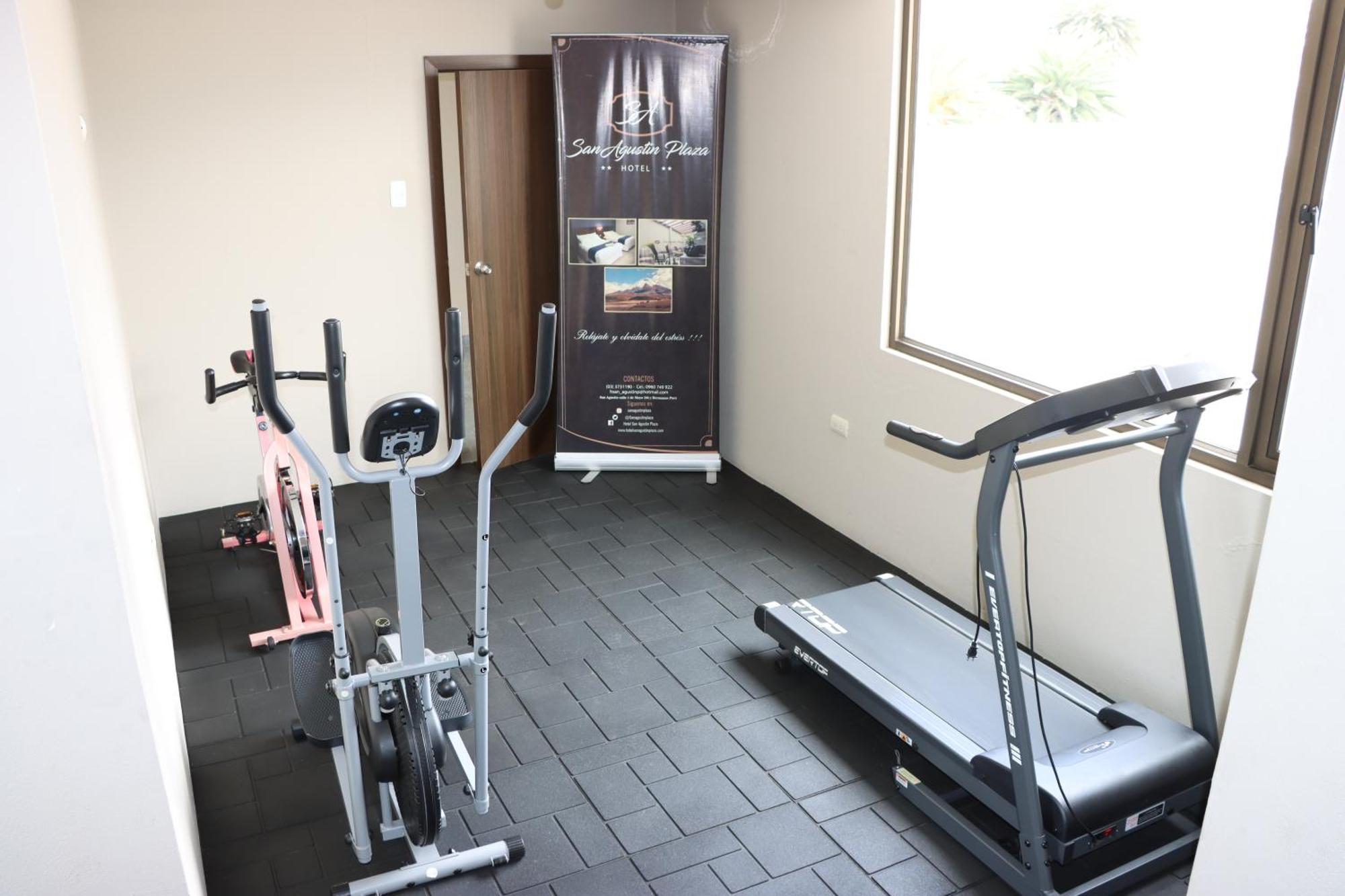 Hotel San Agustin Plaza Latacunga Zewnętrze zdjęcie