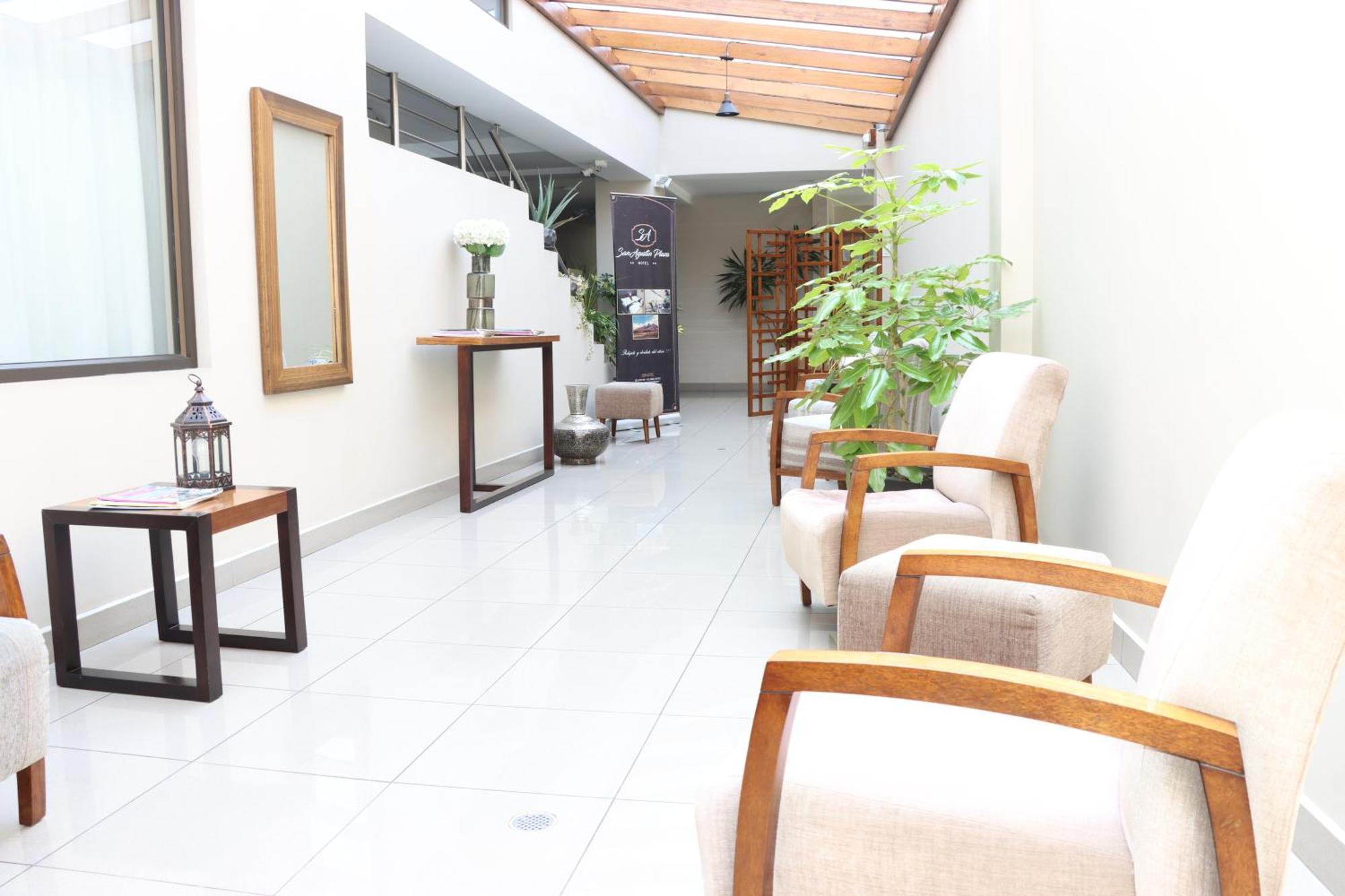 Hotel San Agustin Plaza Latacunga Zewnętrze zdjęcie