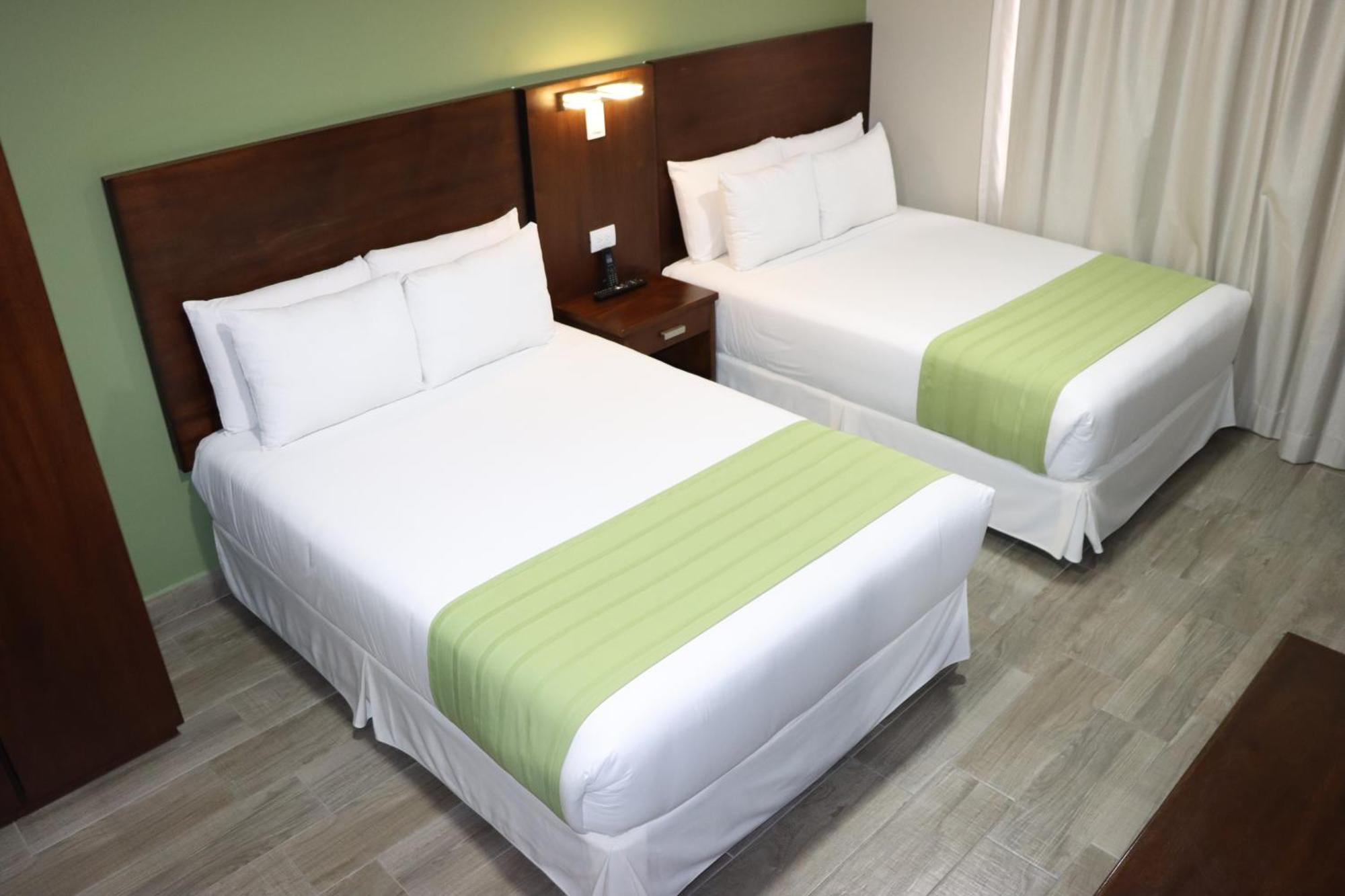 Hotel San Agustin Plaza Latacunga Zewnętrze zdjęcie