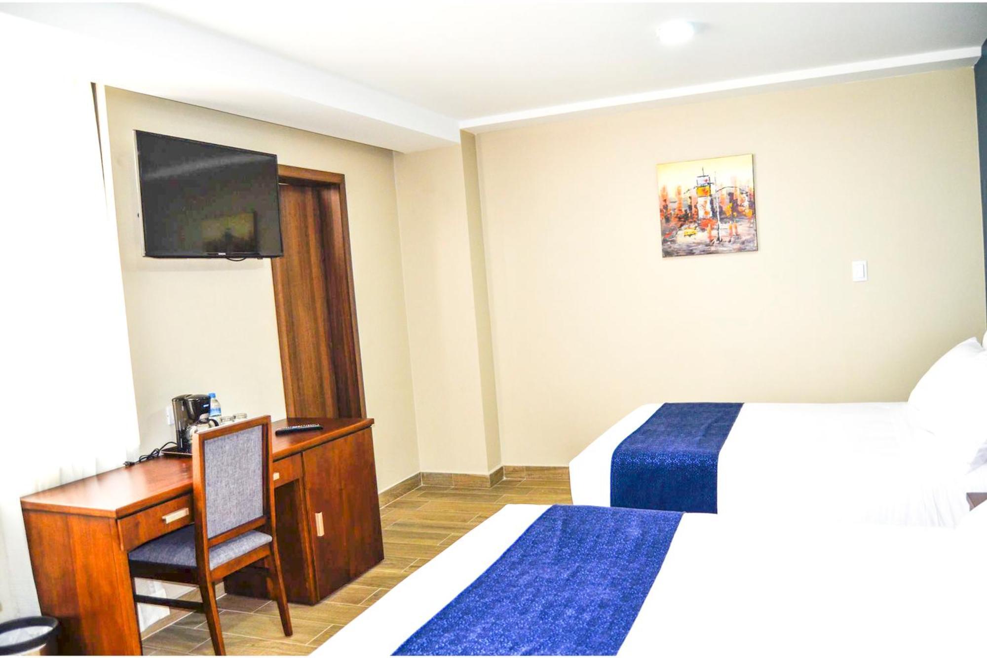 Hotel San Agustin Plaza Latacunga Zewnętrze zdjęcie