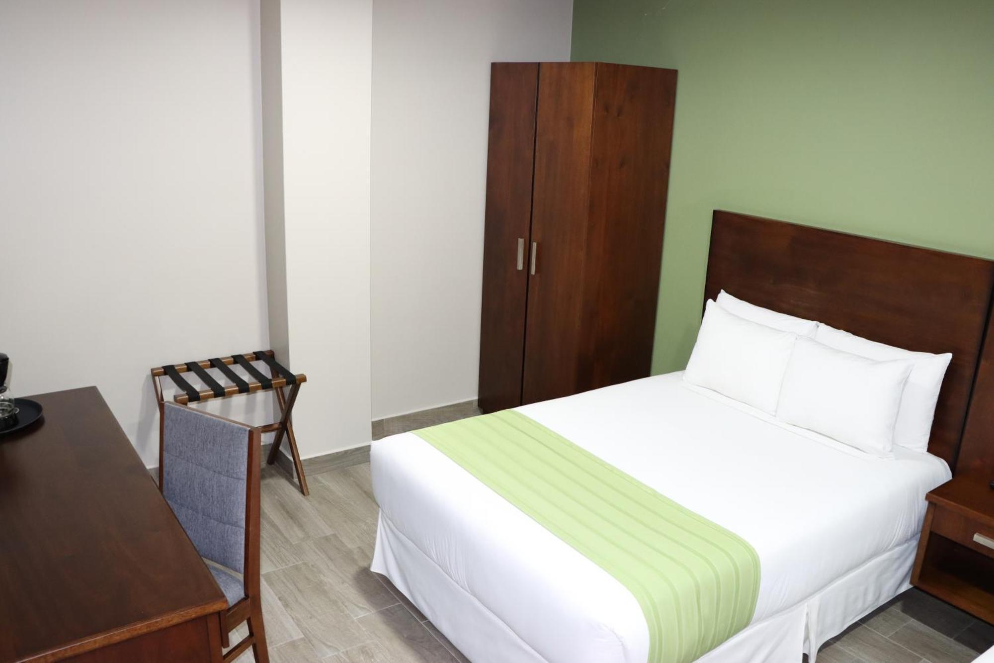 Hotel San Agustin Plaza Latacunga Zewnętrze zdjęcie